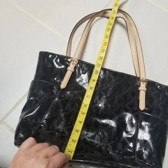 MICHAEL Michael Kors Black Signature Mirror PVC / Leather East West Zip Tote - Picture 12 of 16